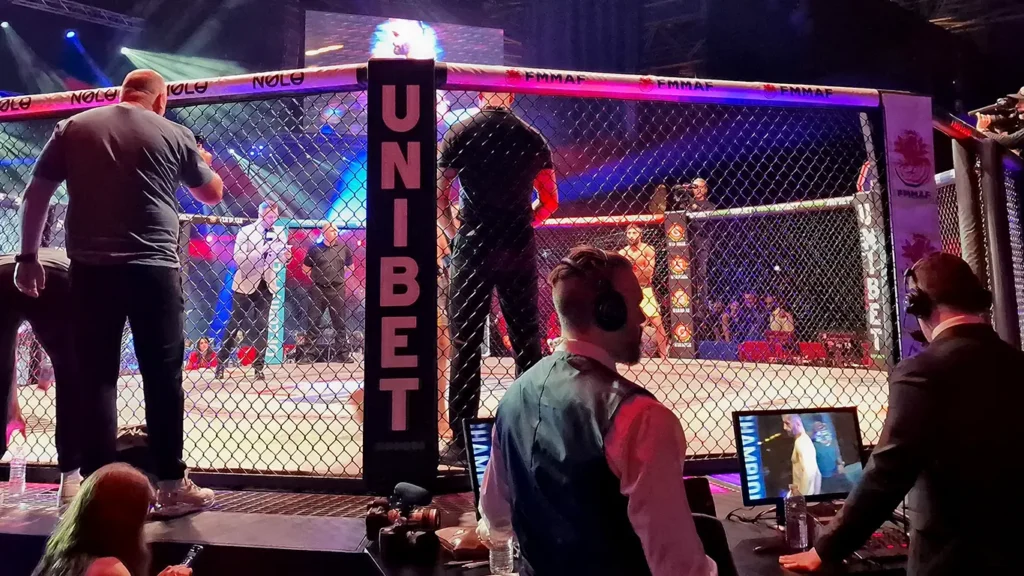 Professional Fighters League showing Cage fight during TV Broadcast using VIZRT Graphics Solutions